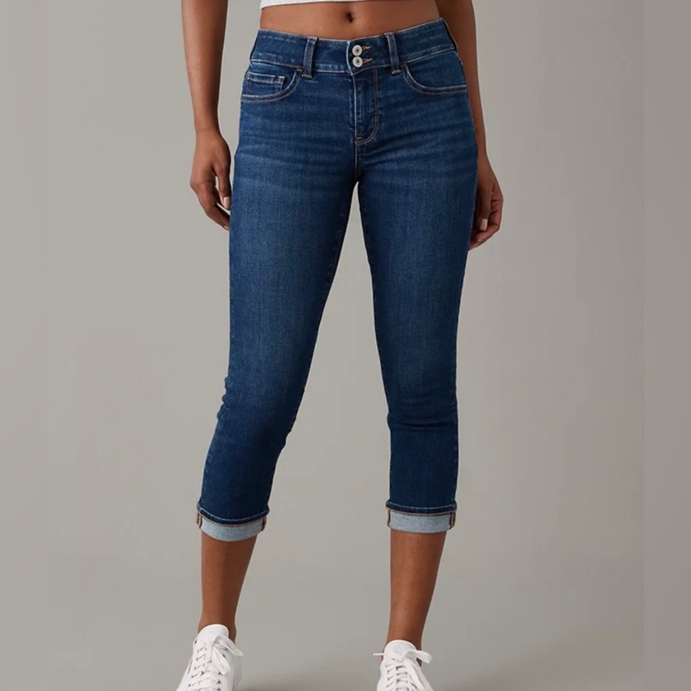 womens American Eagle jeans size 8 artist stretch low rise